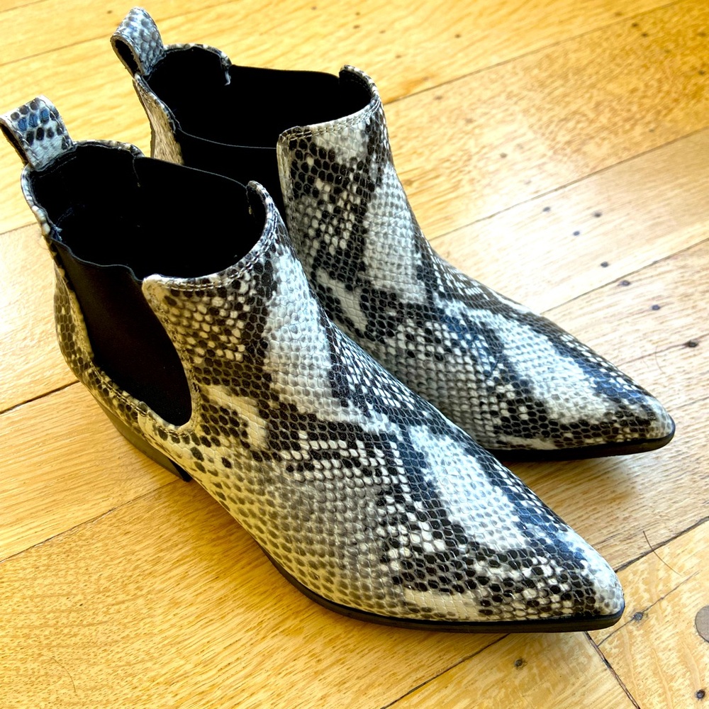 Stylish waterproof snakeskin booties